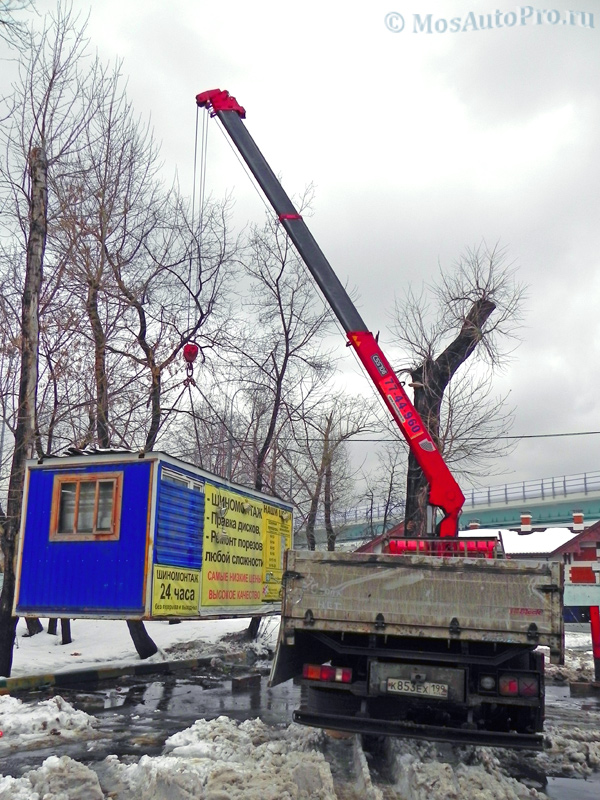 Перевозка павильона шинмонтаж весом 6 тонн манипулятором тяжеловозом.