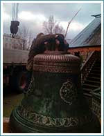 Перевозка колокола из Храма Святого Великомученика Георгия Победоносца в Церковь Четырнадцати тысяч младенцев, от Ирода избиенных, в Коптево.